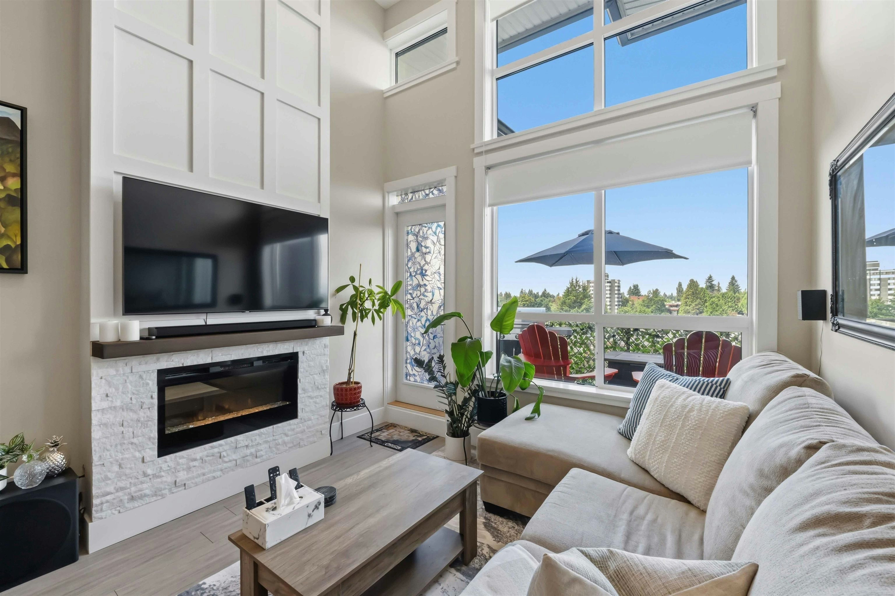 607-22335 Mcintosh Avenue, Maple Ridge, BC, V2X 3C2