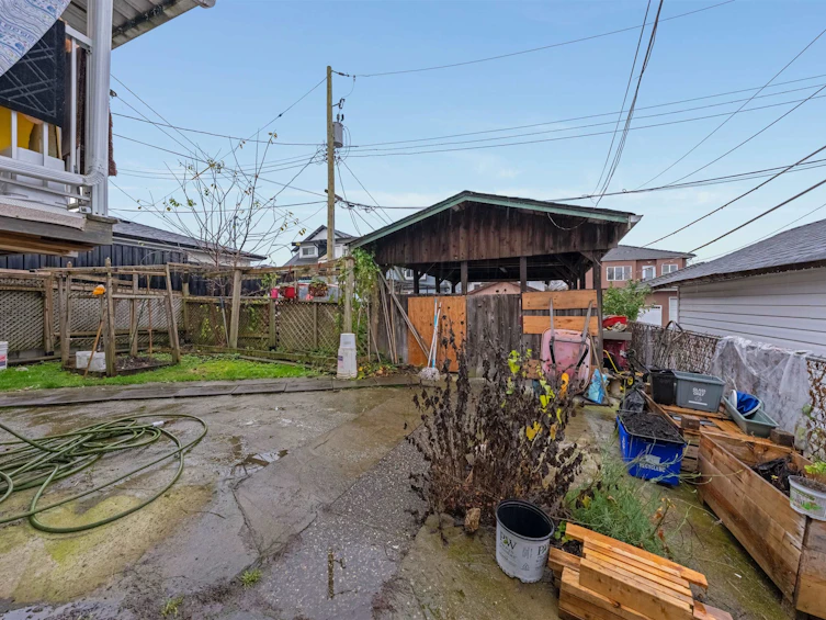 3342 Adanac Street, Vancouver, BC, V5K 2P3 - 16