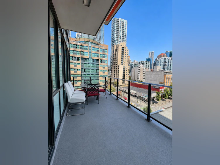 702-1325 Rolston Street, Vancouver, BC, V6B 0M2 - 7