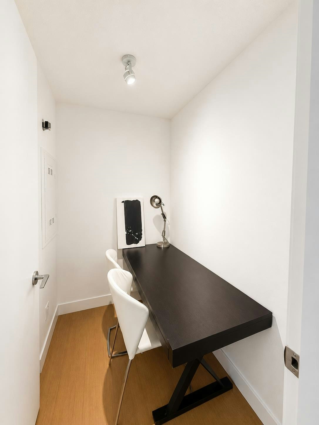 702-1325 Rolston Street, Vancouver, BC, V6B 0M2 - 5