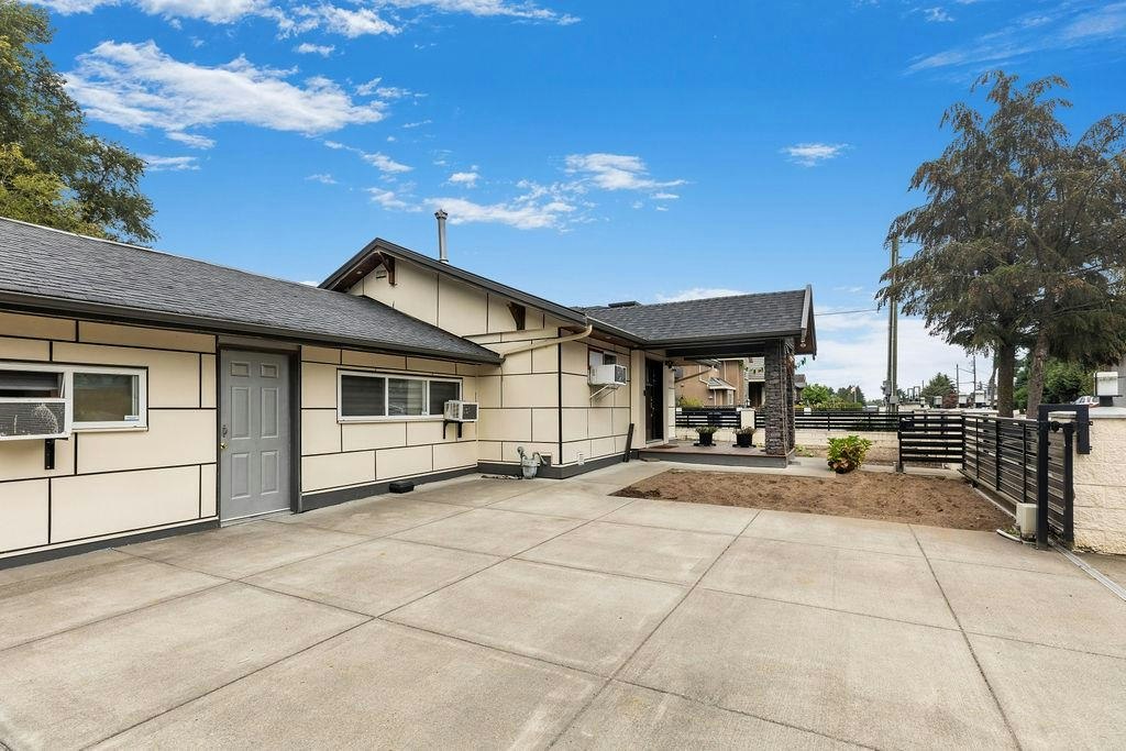 13317 84 Avenue - 4