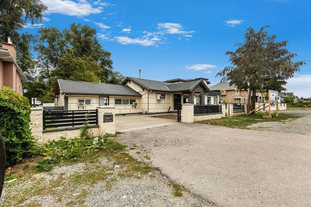 13317 84 Avenue, Surrey, BC, V3W 3H1