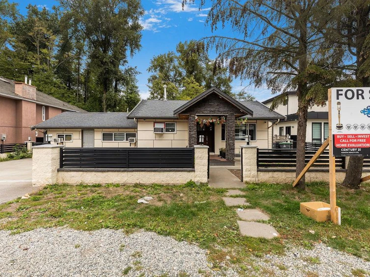 13317 84 Avenue, Surrey, BC, V3W 3H1 - 3