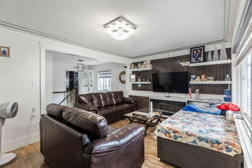 13317 84 Avenue - 5