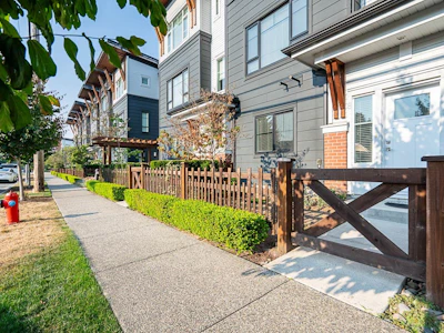 8-22128 48a Avenue - 2