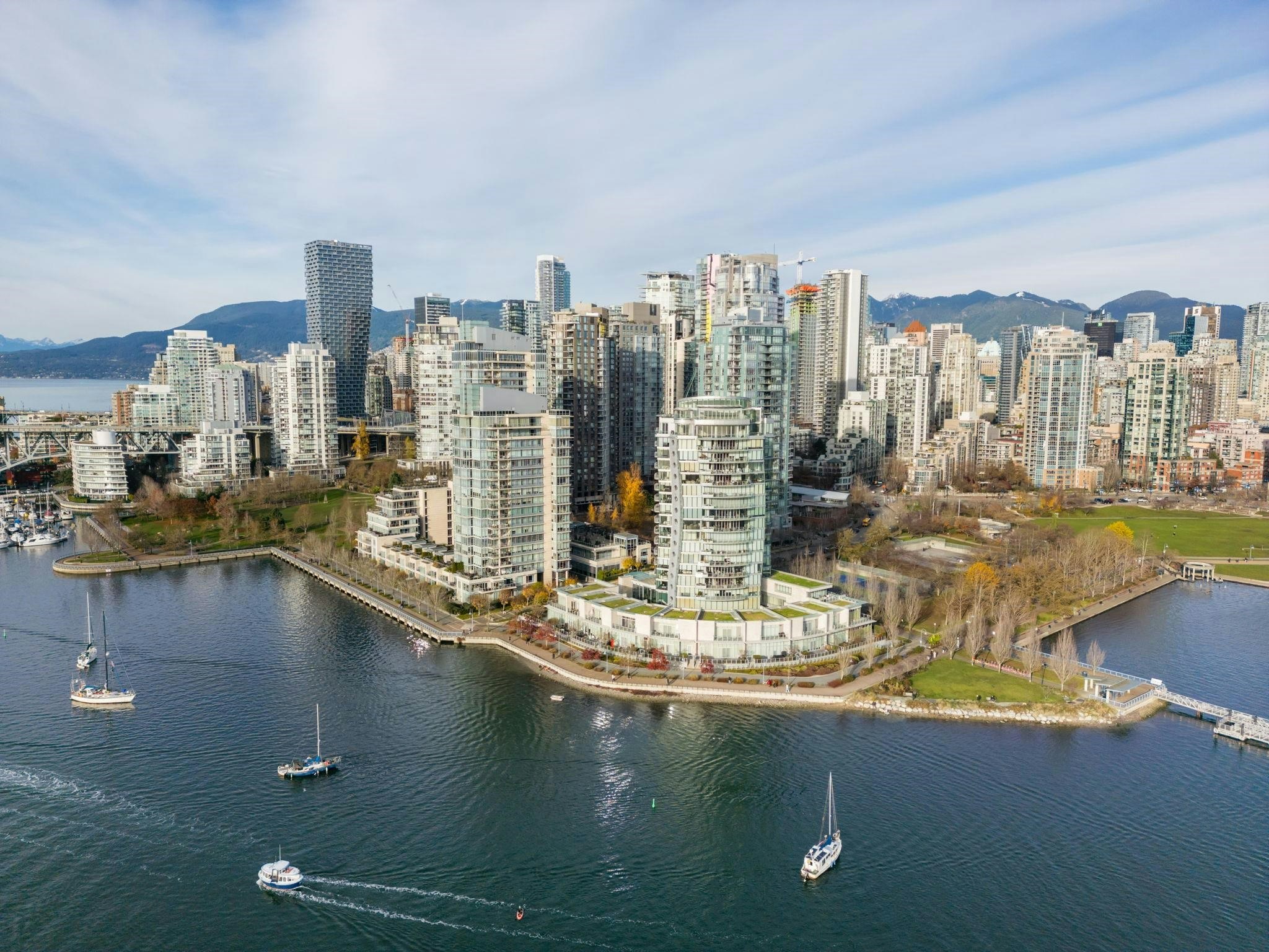 1903-1515 Homer Mews, Vancouver, BC, V6Z 3E8