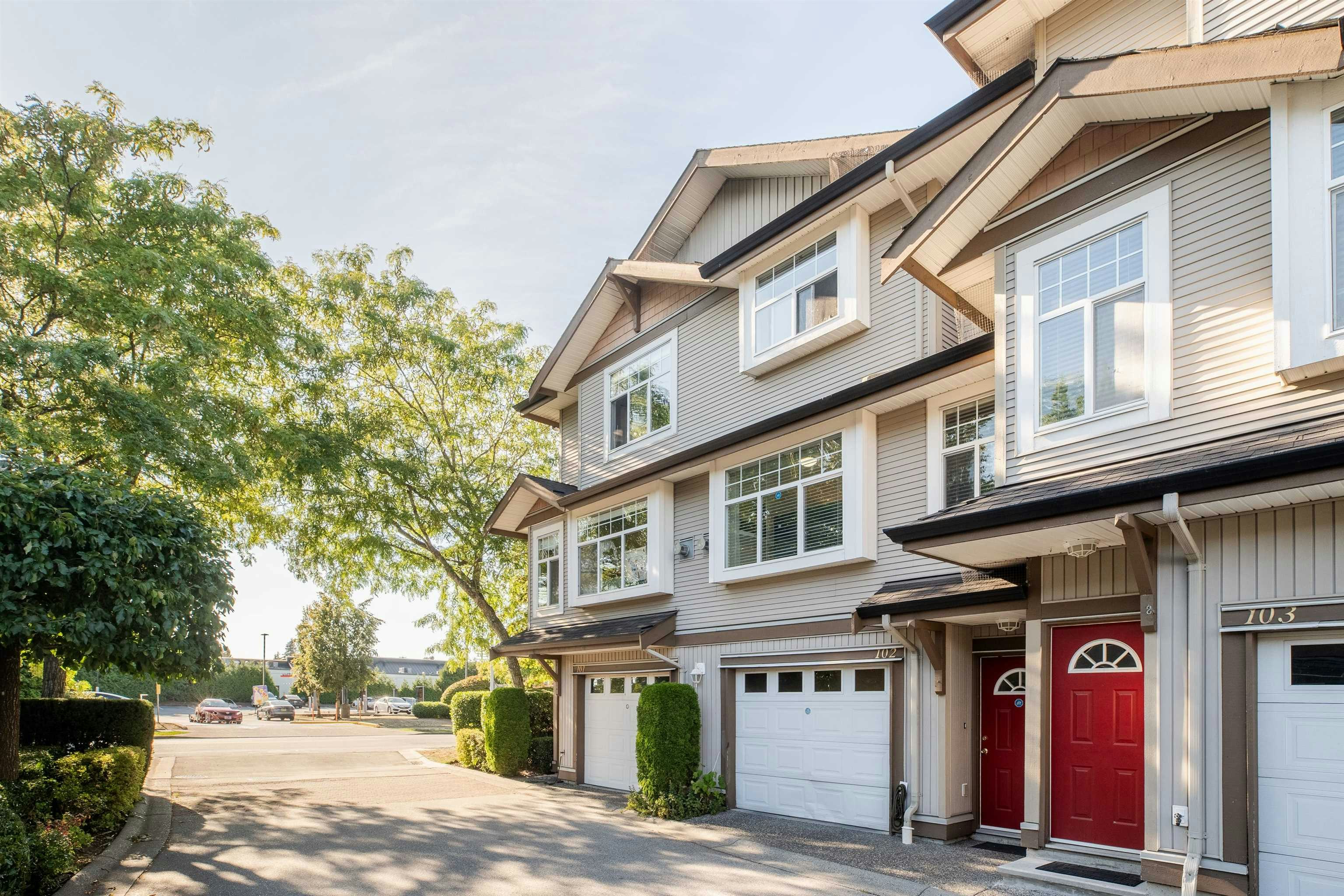 102-9580 Prince Charles Boulevard, Surrey, BC, V3V 1S6