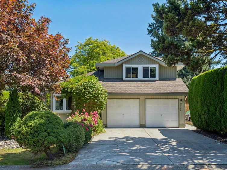 12498 202b Street, Maple Ridge, BC, V2X 9X3