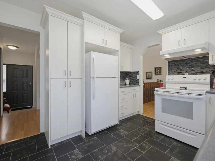 7340 Todd Crescent, Surrey, BC, V3W 7N6 - 14
