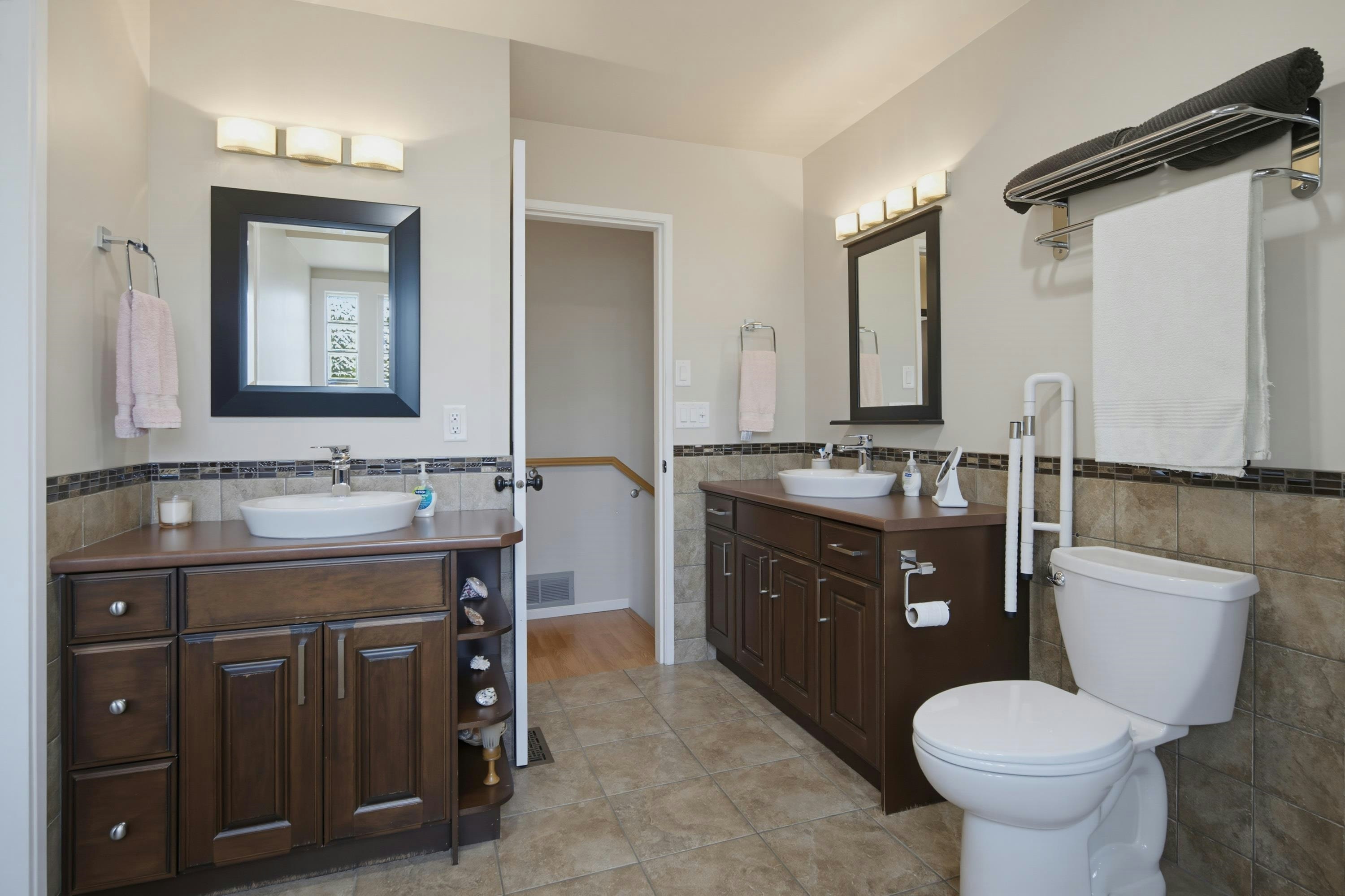 7340 Todd Crescent, Surrey, BC, V3W 7N6 - 17