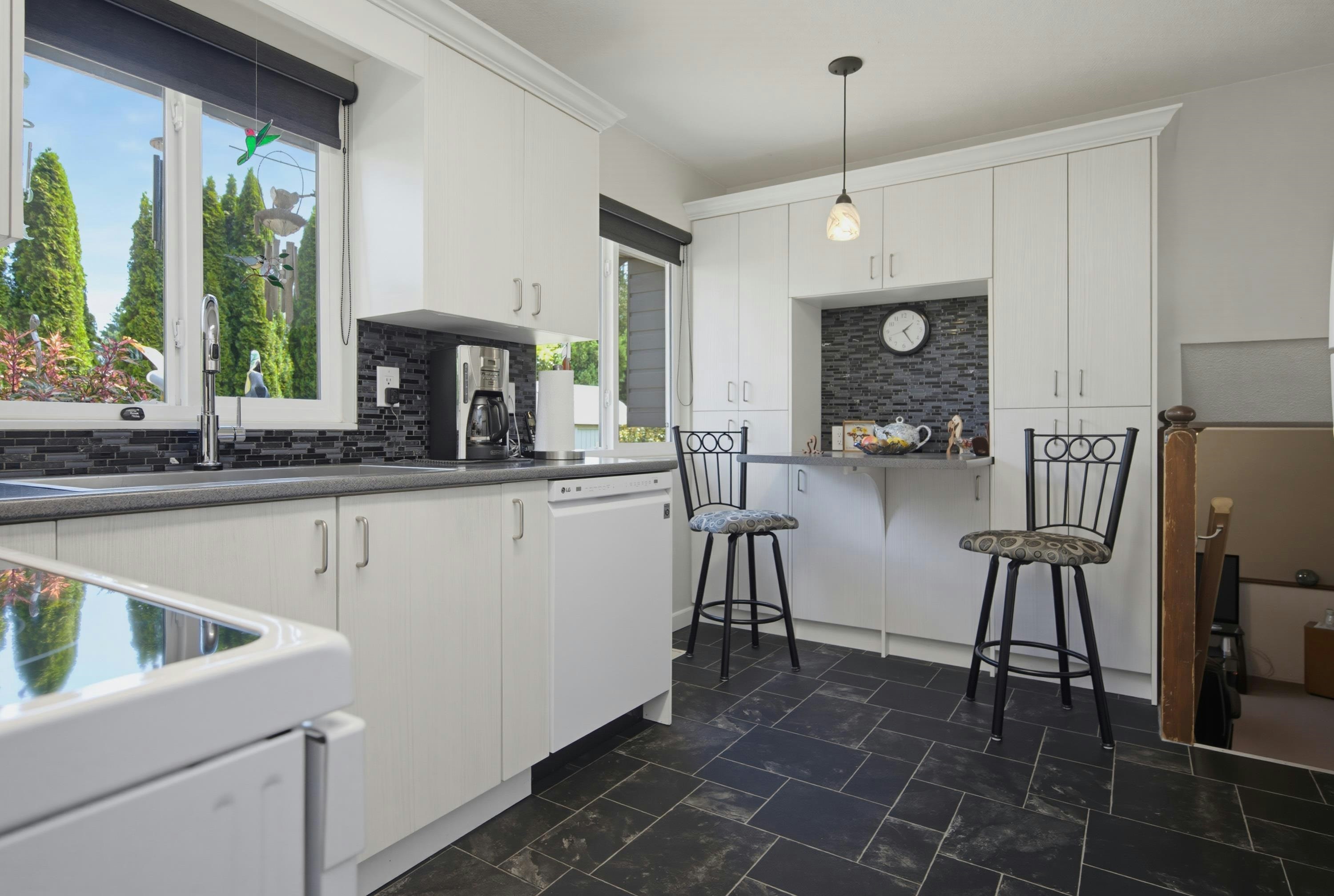 7340 Todd Crescent, Surrey, BC, V3W 7N6 - 10