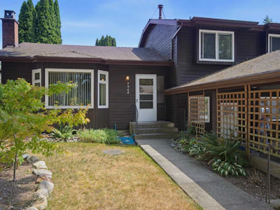 7340 Todd Crescent - 4