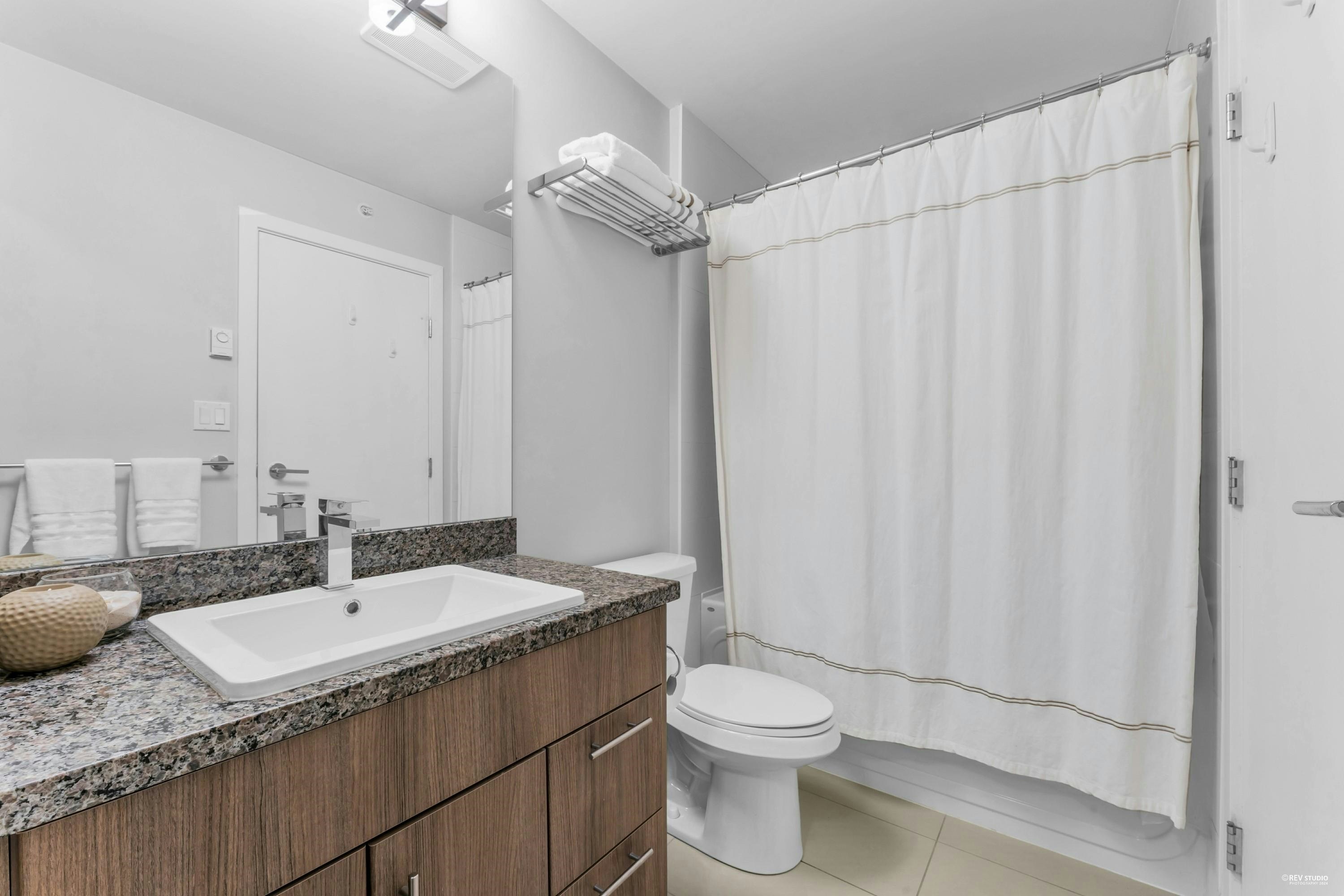 409-12075 Edge Street, Maple Ridge, BC, V2X 9E6 - 12