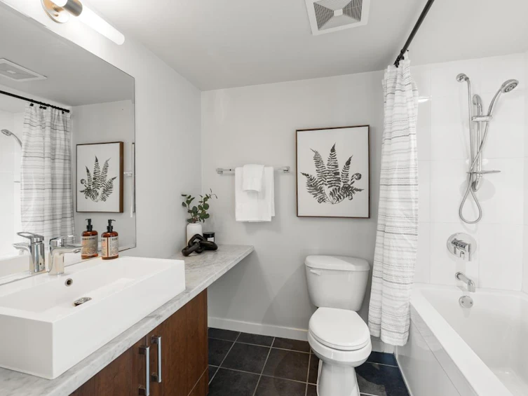 707-1068 W Broadway, Vancouver, BC, V6H 0A7 - 17