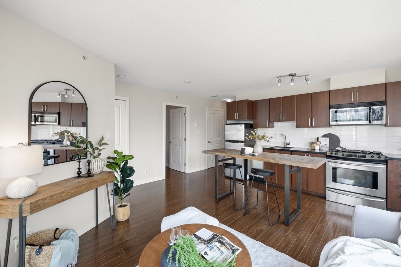 707-1068 W Broadway, Vancouver, BC, V6H 0A7 - 10