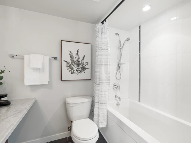 707-1068 W Broadway, Vancouver, BC, V6H 0A7 - 18