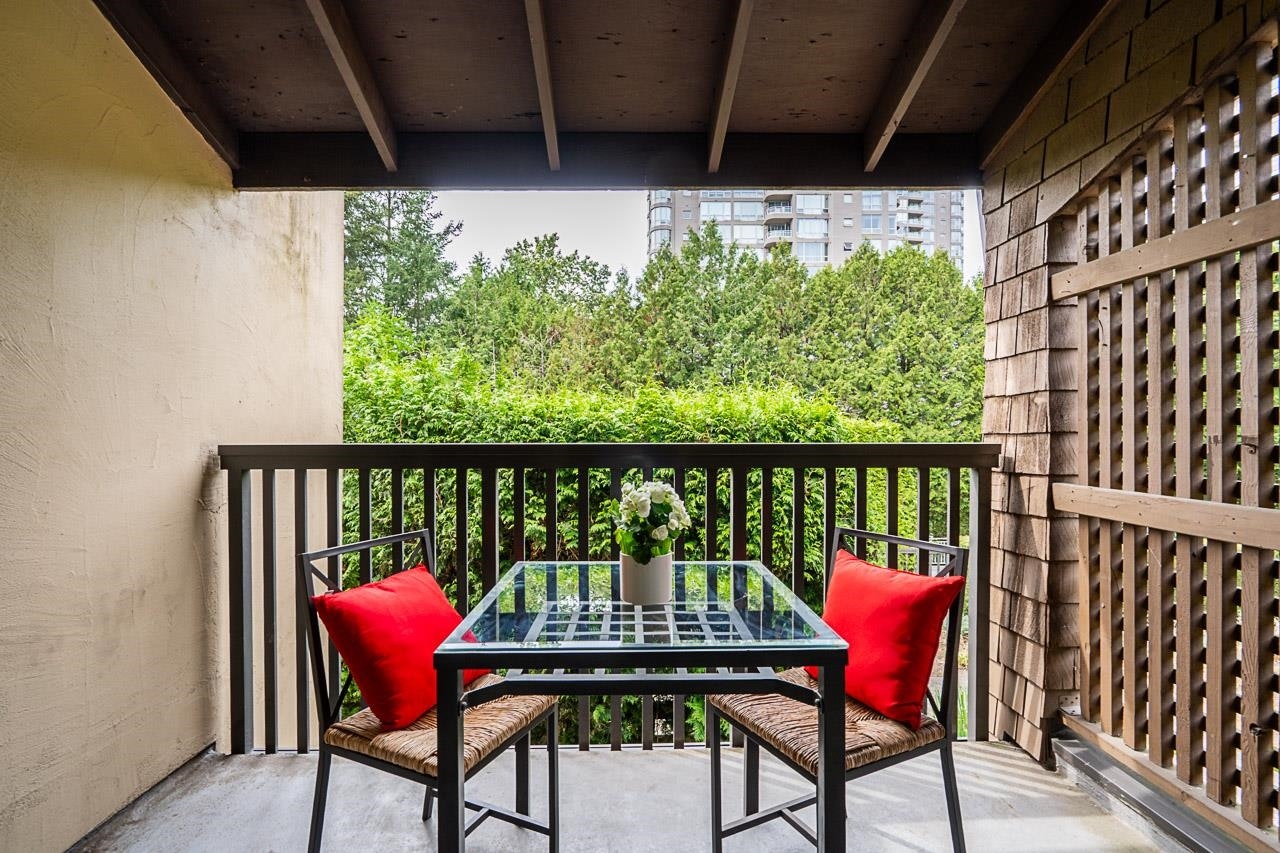 506-9857 Manchester Drive, Burnaby, BC, V3N 4P5