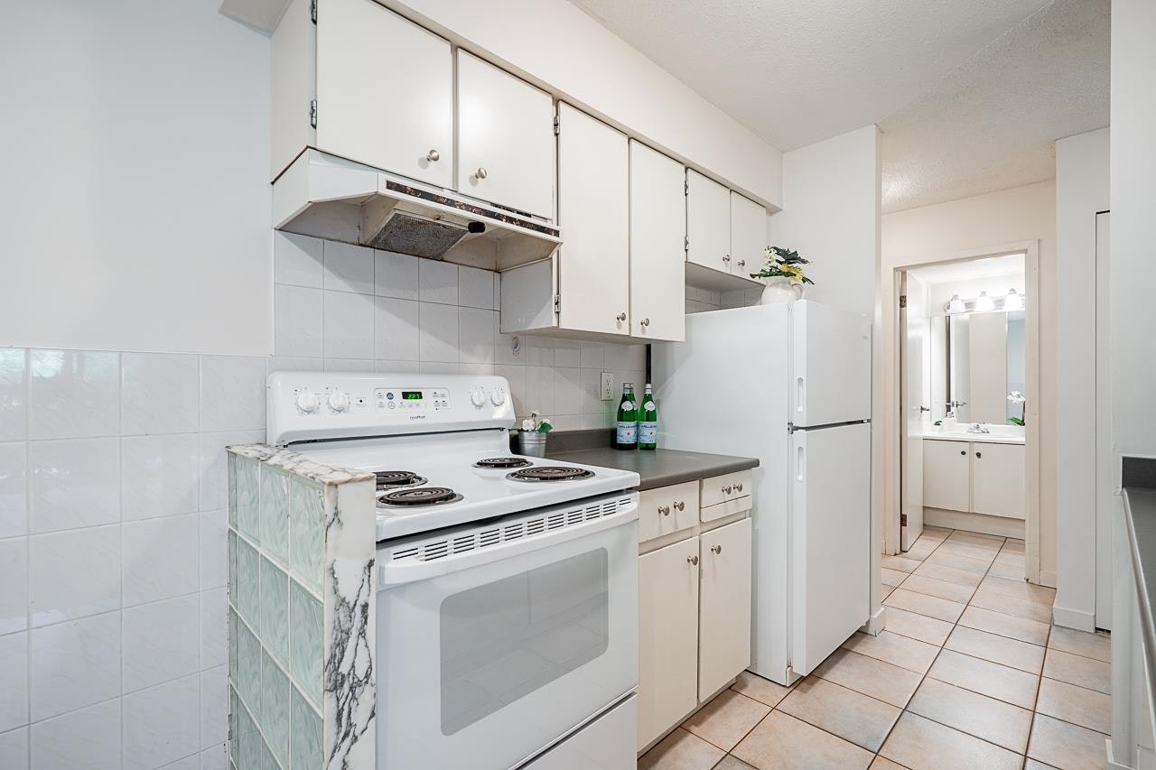 506-9857 Manchester Drive, Burnaby, BC, V3N 4P5 - 7