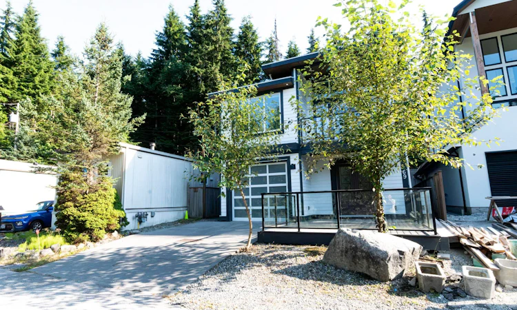 69-3295 Sunnyside Road