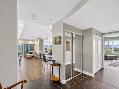 1601-3190 Gladwin Road - 4