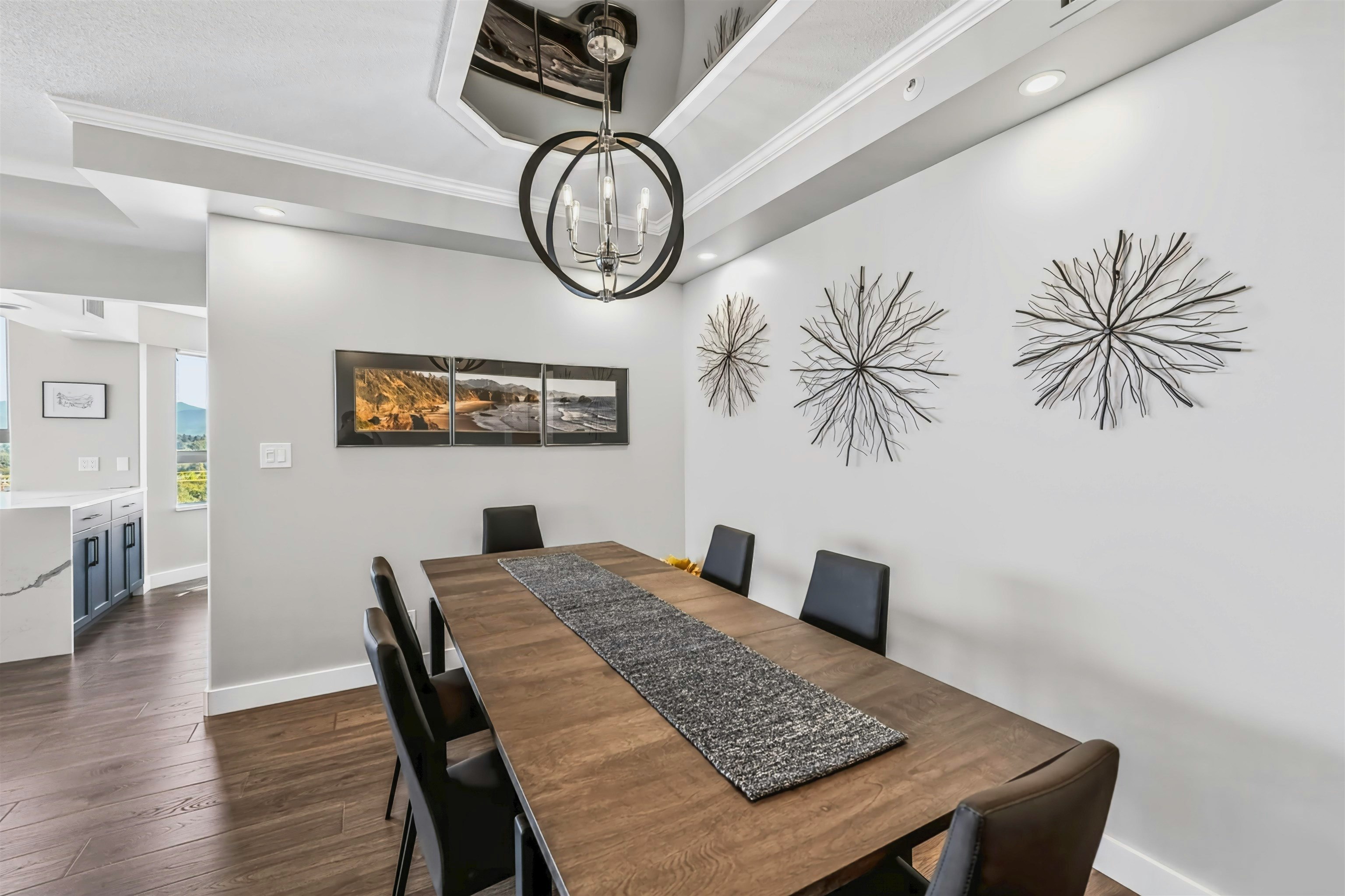 1601-3190 Gladwin Road - 5