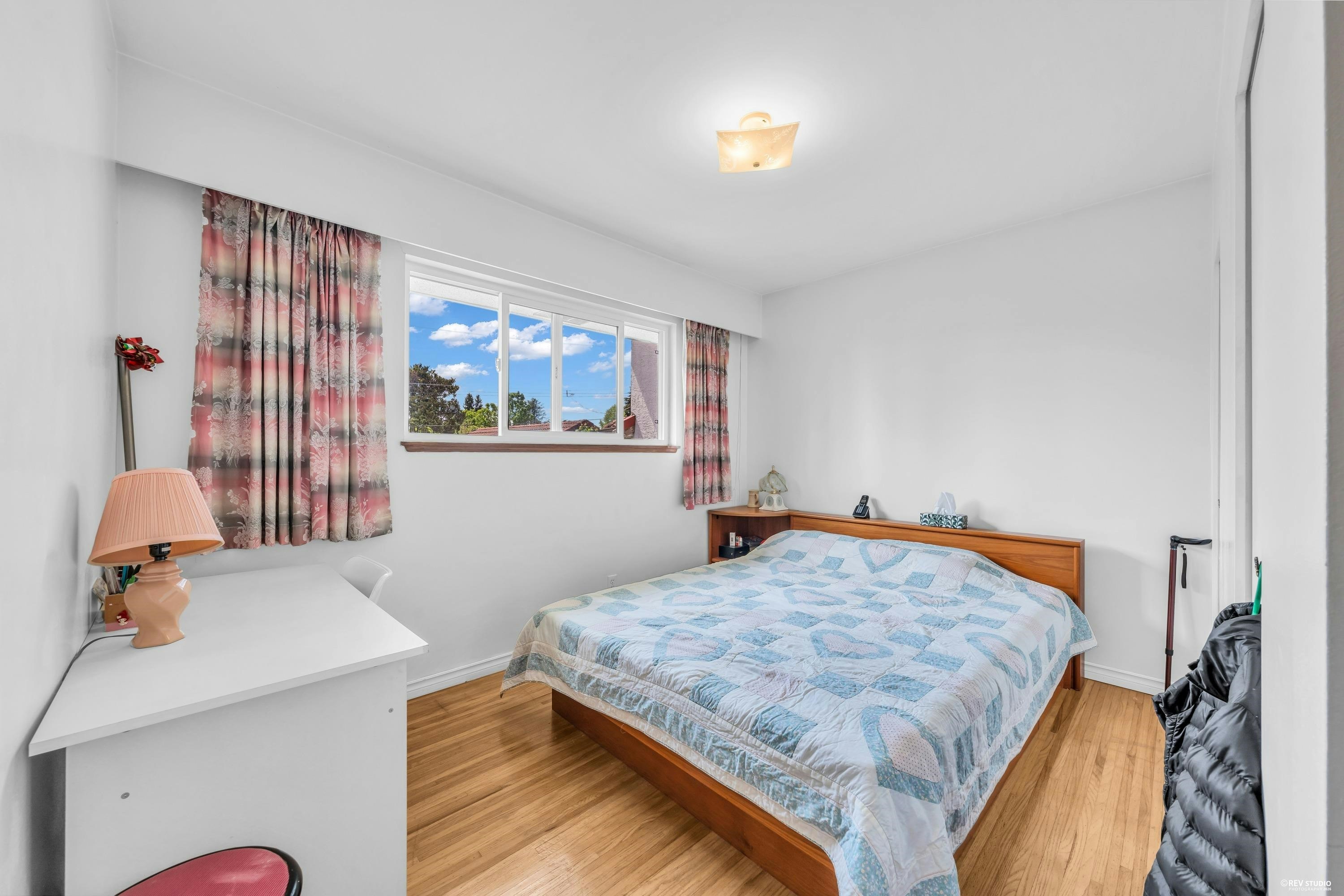 580 W 64th Avenue, Vancouver, BC, V6P 2K9 - 17