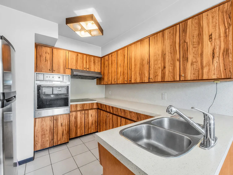 580 W 64th Avenue, Vancouver, BC, V6P 2K9 - 25