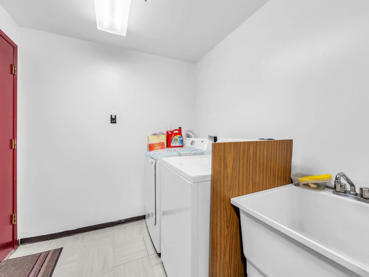 580 W 64th Avenue, Vancouver, BC, V6P 2K9 - 22