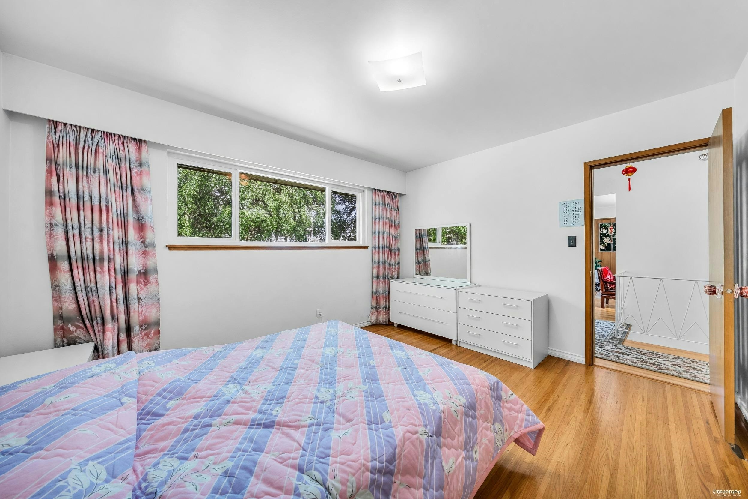 580 W 64th Avenue, Vancouver, BC, V6P 2K9 - 16