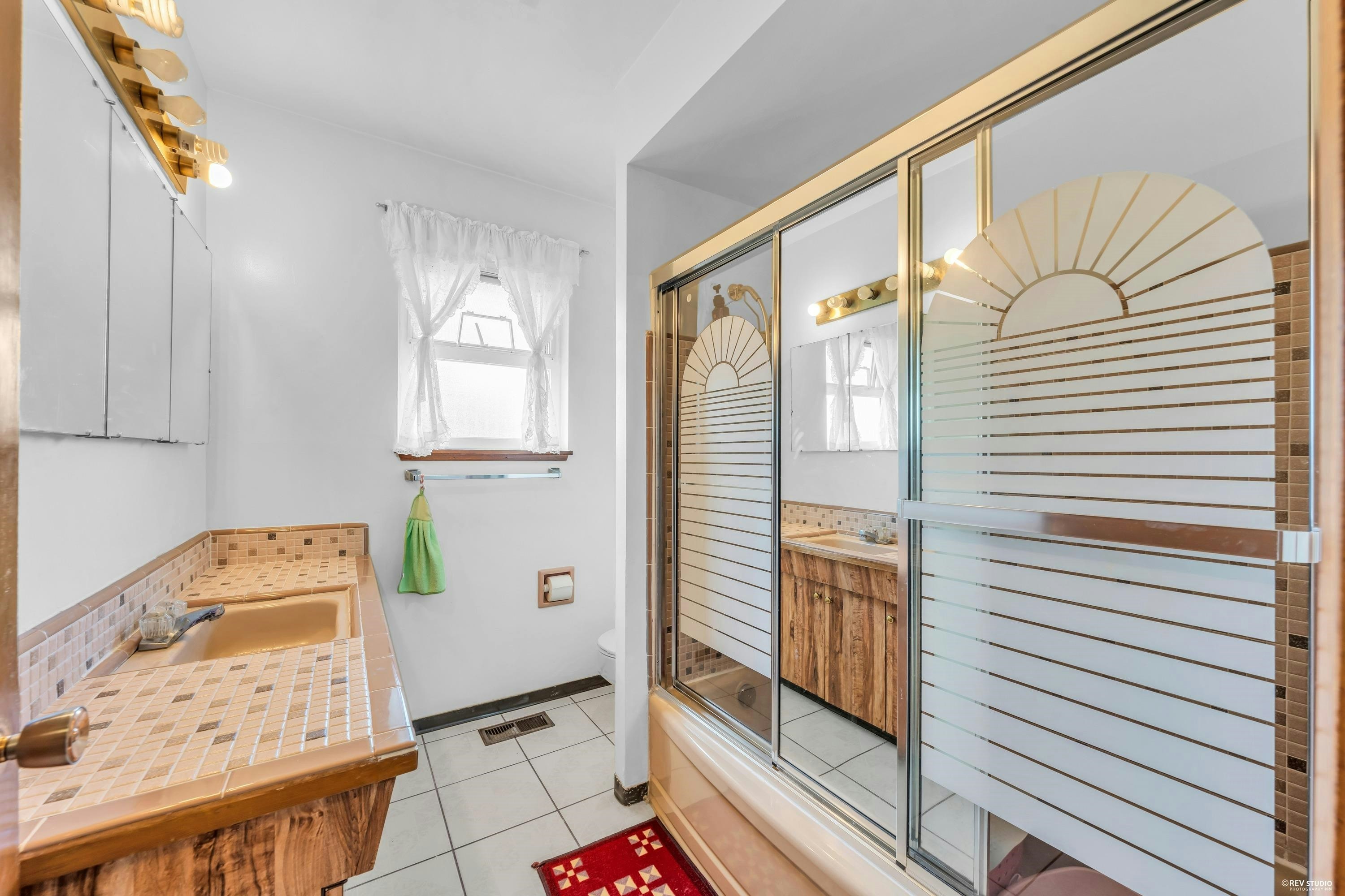 580 W 64th Avenue, Vancouver, BC, V6P 2K9 - 19