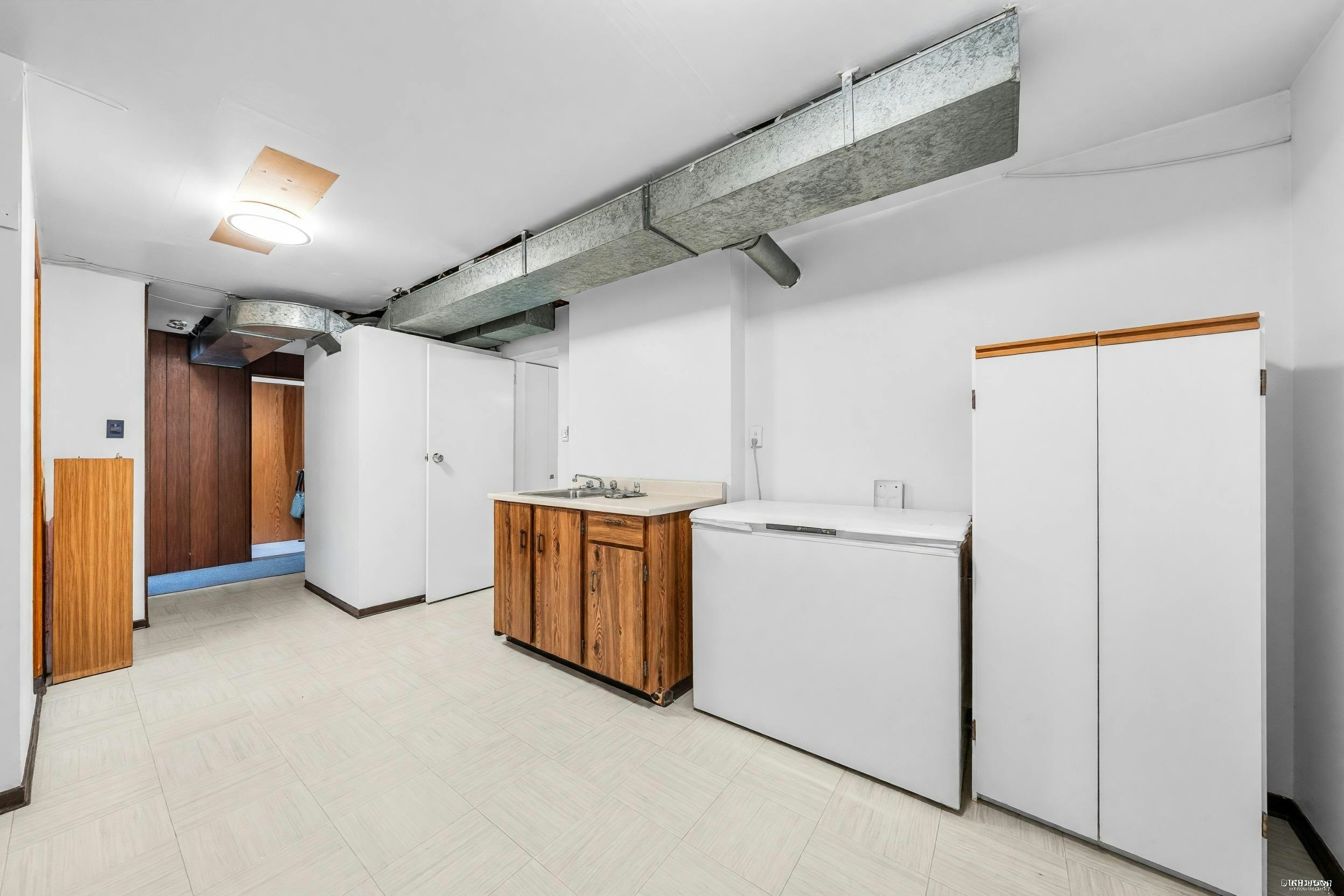 580 W 64th Avenue, Vancouver, BC, V6P 2K9 - 32