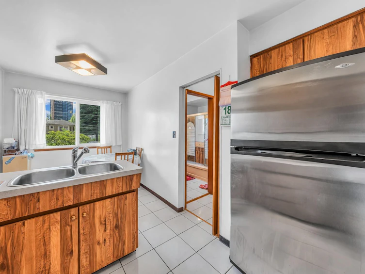 580 W 64th Avenue, Vancouver, BC, V6P 2K9 - 27
