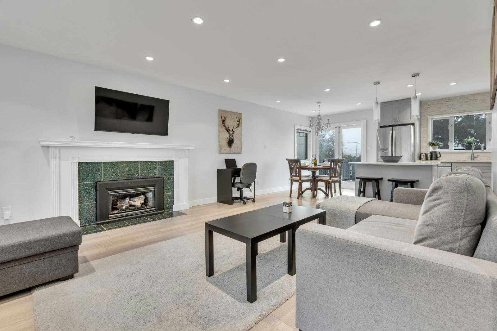 409 W 27th Street, North Vancouver, BC, V7N 2H7 - 10