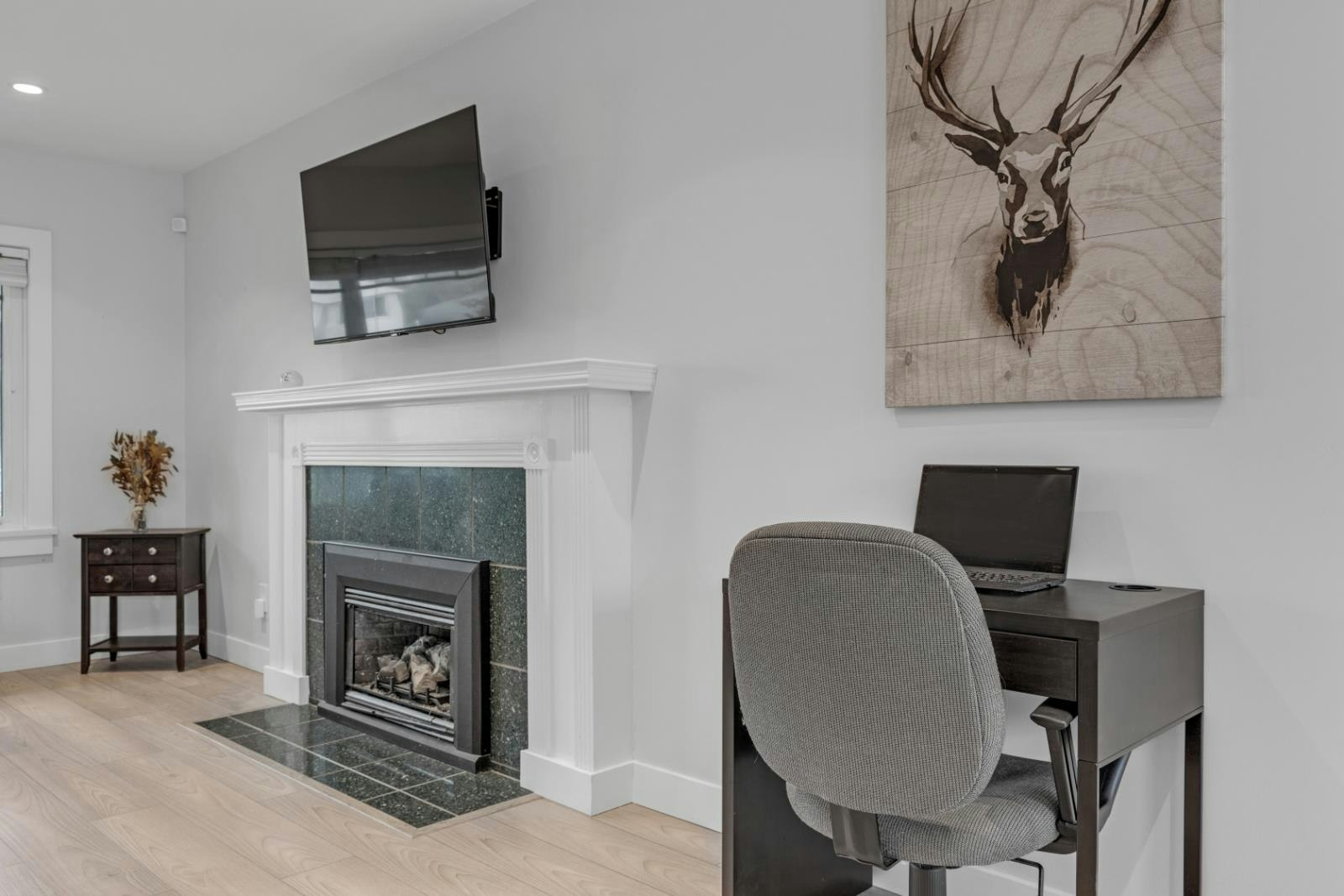409 W 27th Street, North Vancouver, BC, V7N 2H7 - 9