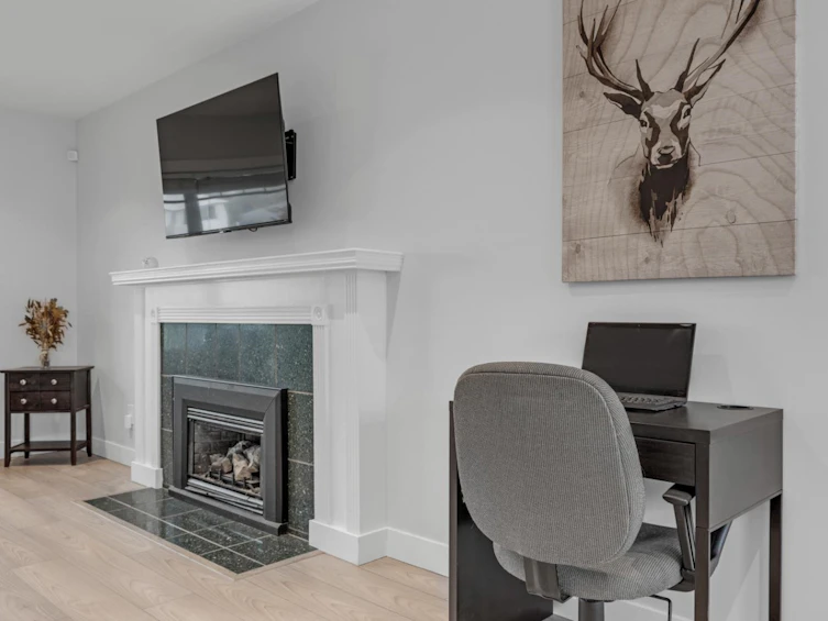 409 W 27th Street, North Vancouver, BC, V7N 2H7 - 9