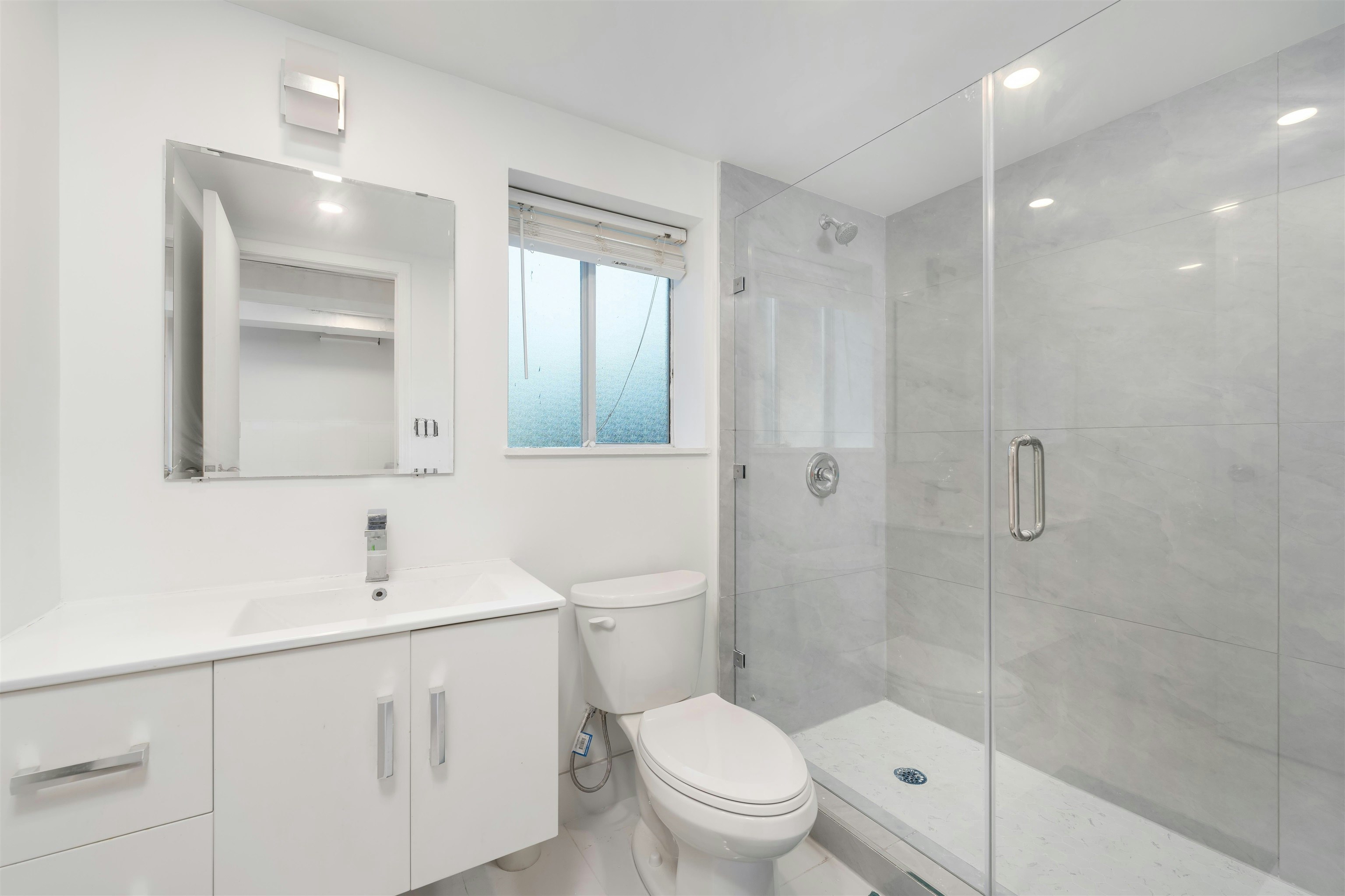 409 W 27th Street, North Vancouver, BC, V7N 2H7 - 34