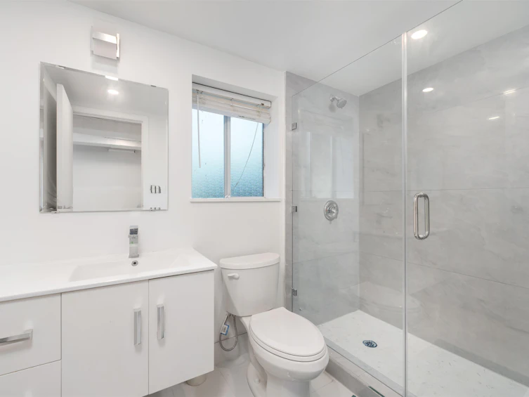 409 W 27th Street, North Vancouver, BC, V7N 2H7 - 34