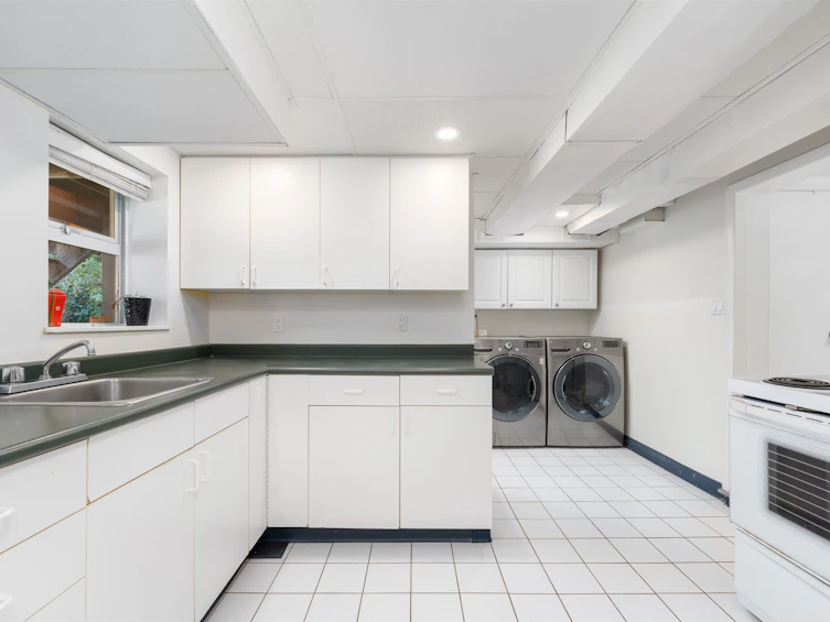 409 W 27th Street, North Vancouver, BC, V7N 2H7 - 37