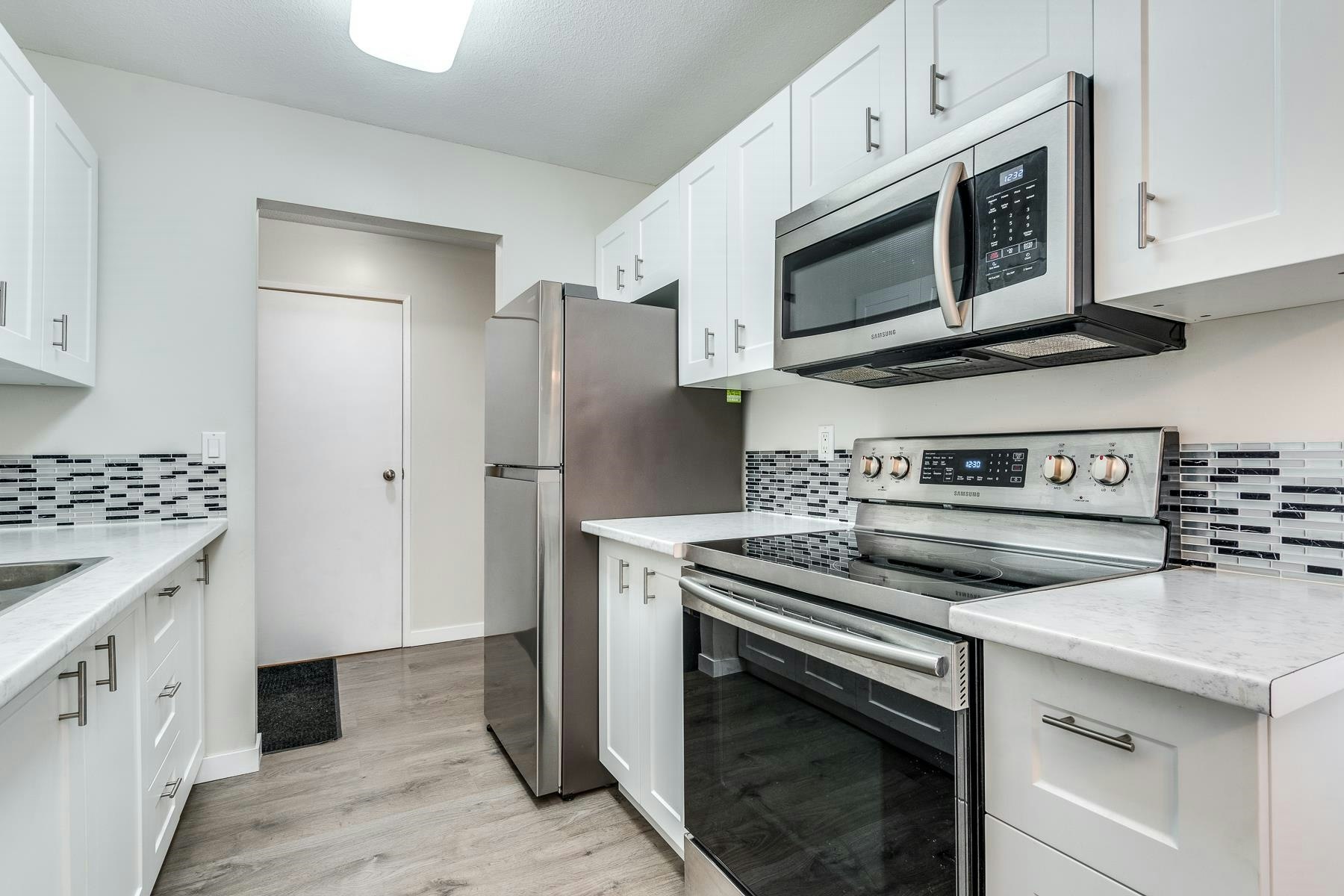 105-2750 Fuller Street - 3