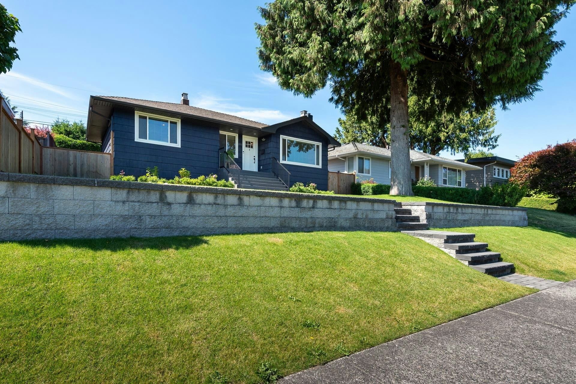 205 E Durham Street, New Westminster, BC, V3L 4J2 - 39