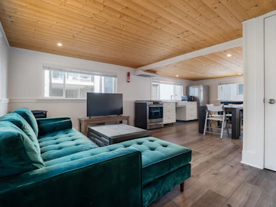 5-23080 Dyke Road - 3