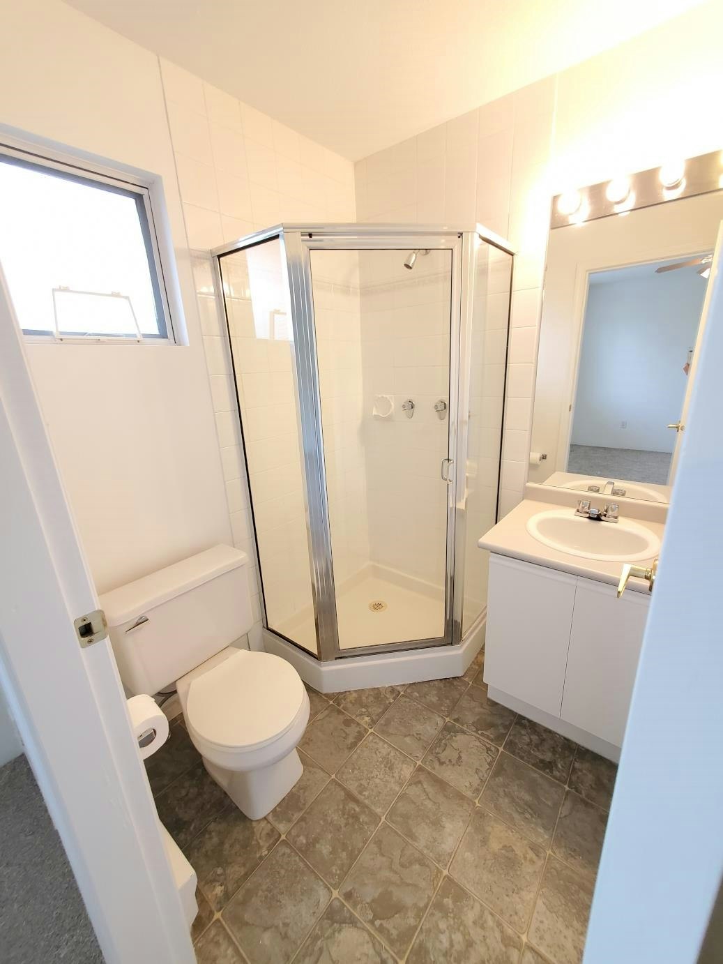 2211 No. 4 Road, Richmond, BC, V6X 3X1 - 9