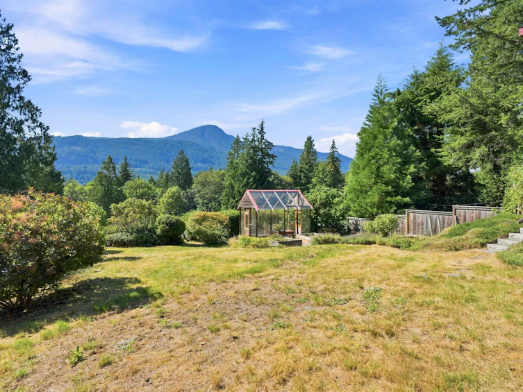 1635 Grady Road, Gibsons, BC, V0N 1V6 - 35