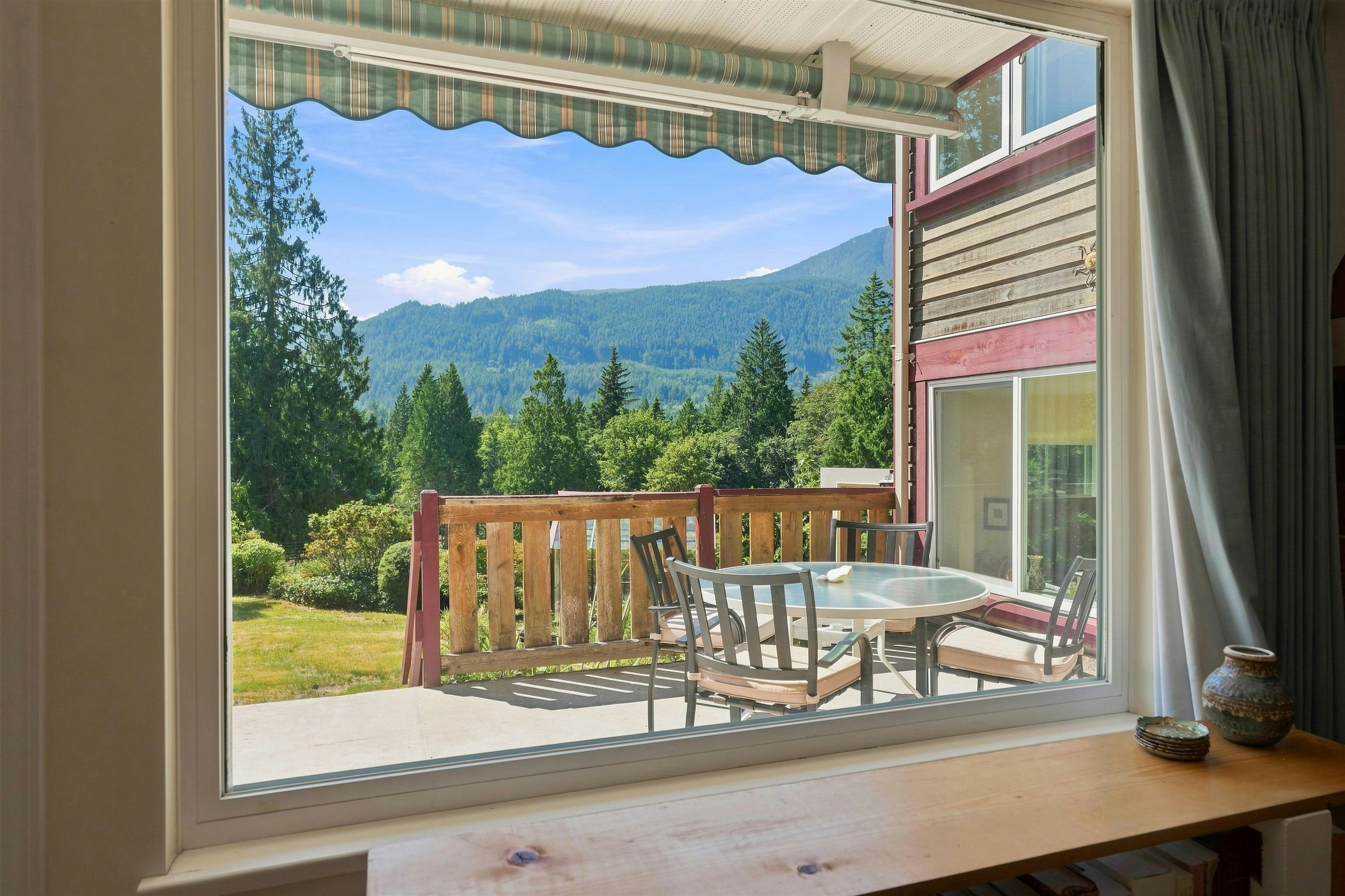 1635 Grady Road, Gibsons, BC, V0N 1V6 - 19