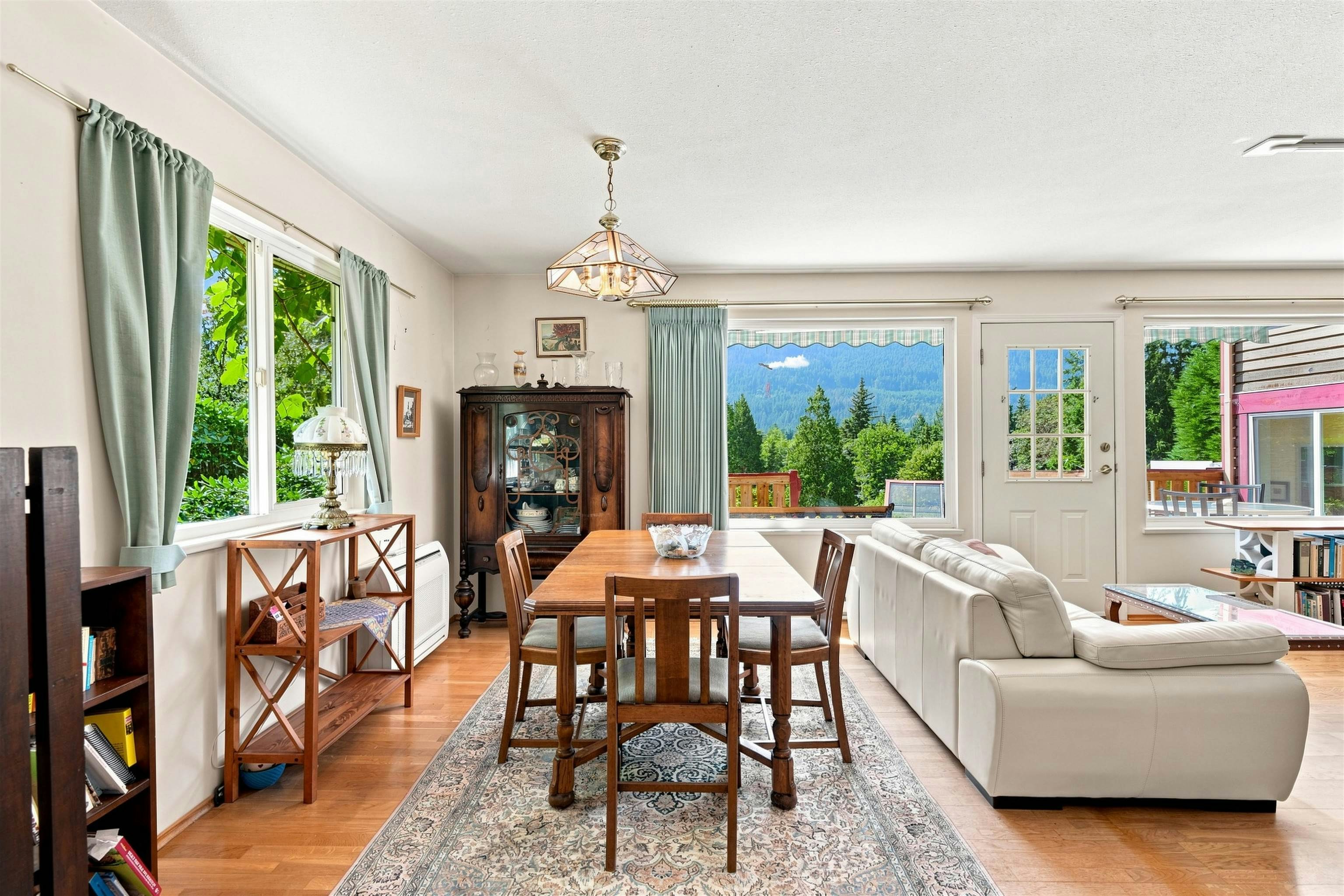 1635 Grady Road, Gibsons, BC, V0N 1V6 - 13
