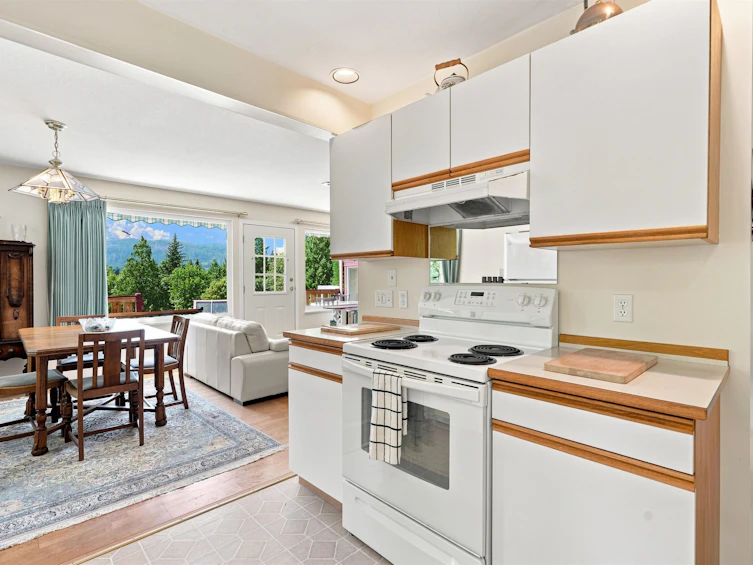 1635 Grady Road, Gibsons, BC, V0N 1V6 - 12
