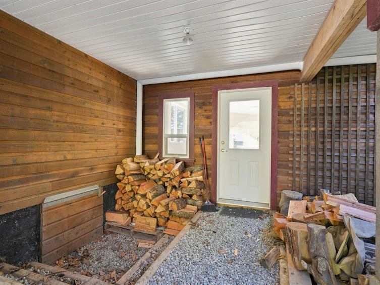 1635 Grady Road, Gibsons, BC, V0N 1V6 - 38