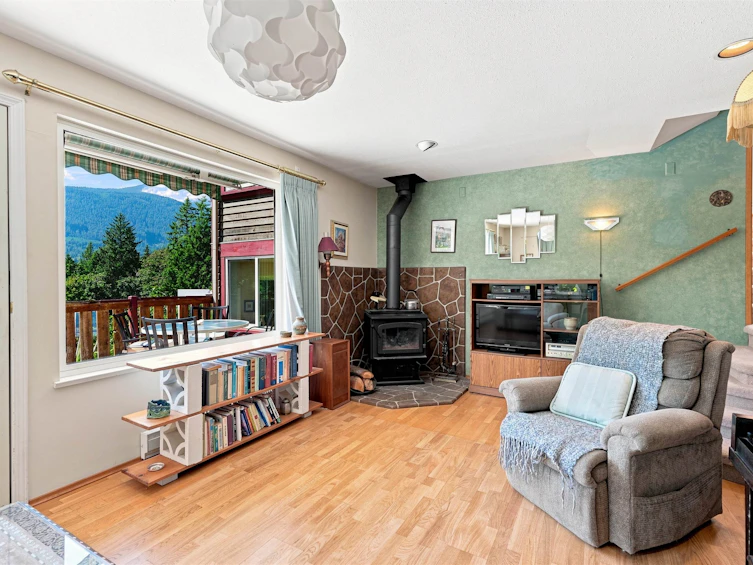 1635 Grady Road, Gibsons, BC, V0N 1V6 - 18
