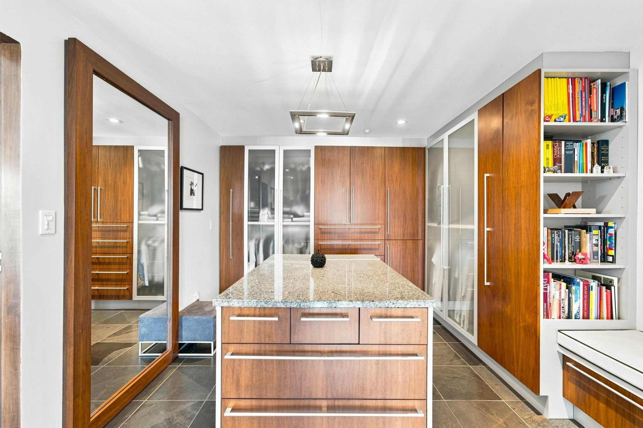 2301-909 Burrard Street, Vancouver, BC, V6Z 2N2 - 23
