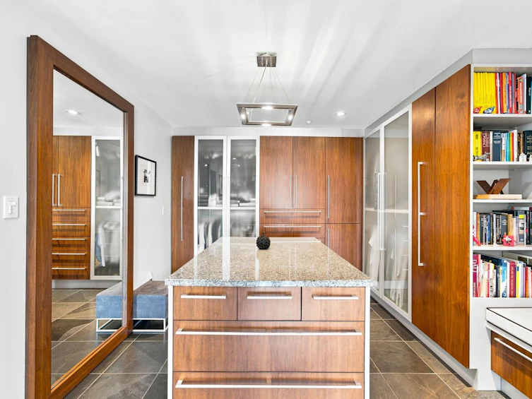 2301-909 Burrard Street, Vancouver, BC, V6Z 2N2 - 23